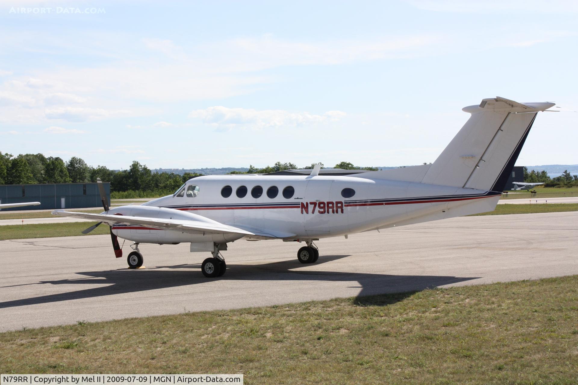 N79RR, 1978 Beech 200 Super King Air C/N BB-356, Parked