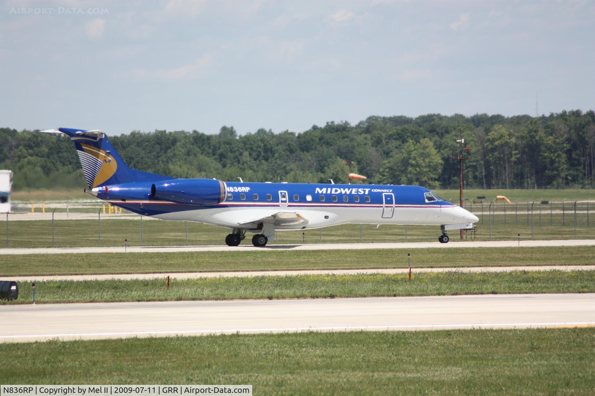 N836RP, 2003 Embraer ERJ-135LR (EMB-135LR) C/N 145713, CHQ1257 - KGRR-KMKE - Departing RWY 26L