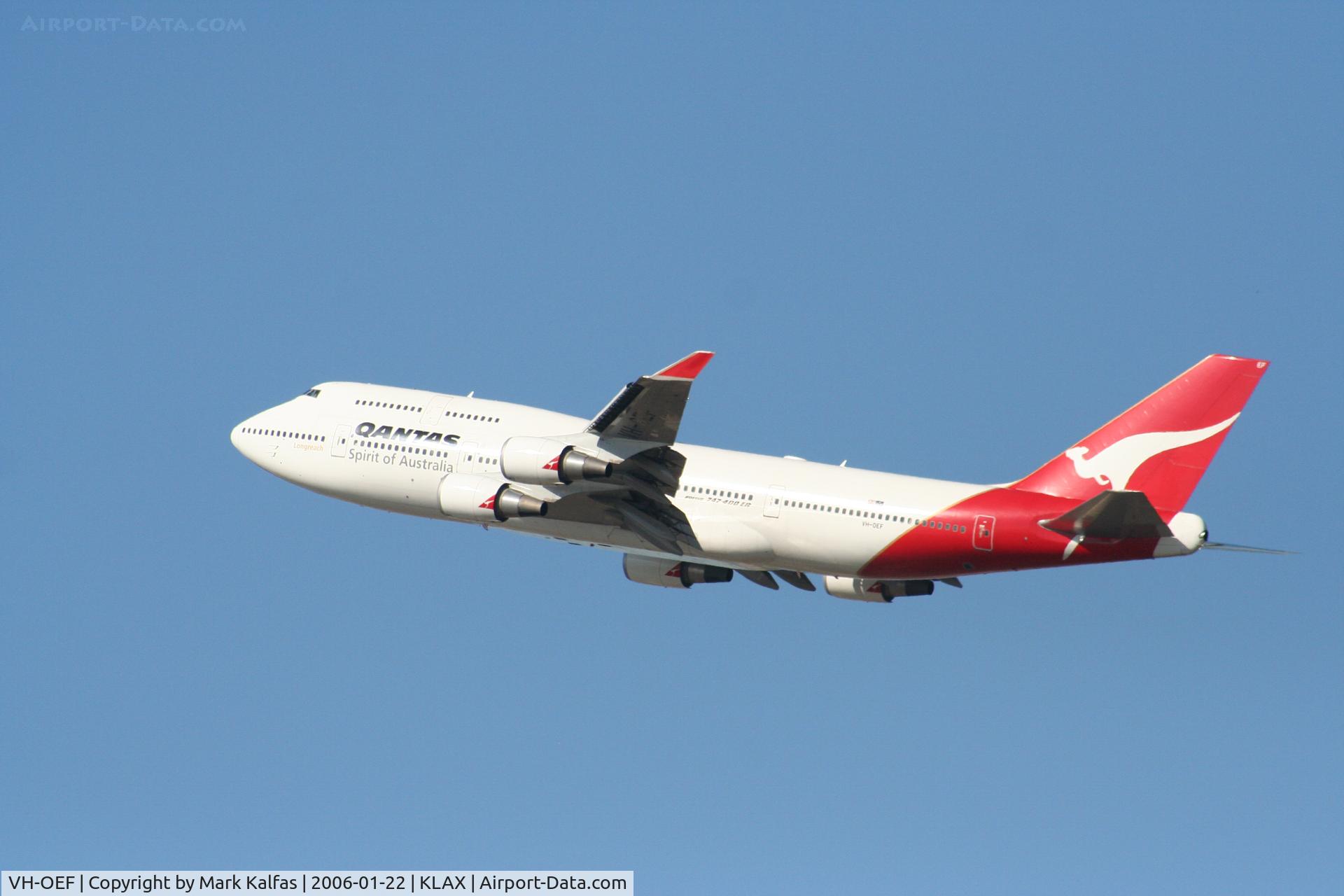 VH-OEF, 2002 Boeing 747-438/ER C/N 32910, Qantas Boeing 747-438 Climbing off of RWY 25R KLAX