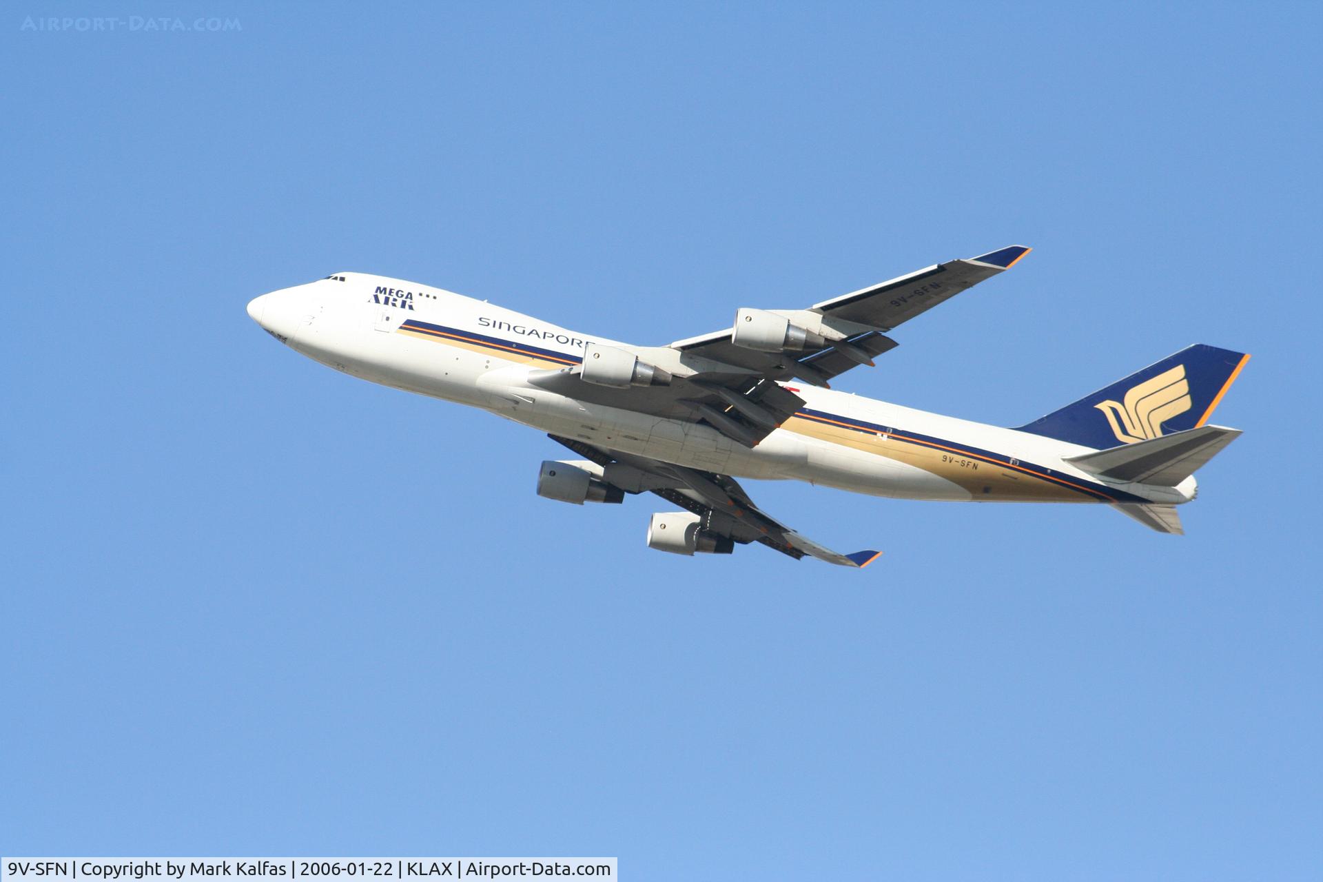 9V-SFN, 2004 Boeing 747-412F/SCD C/N 32899, Singapore Airlines Boeing 747-412F, 9V-SFN Departing RWY 25L KLAX