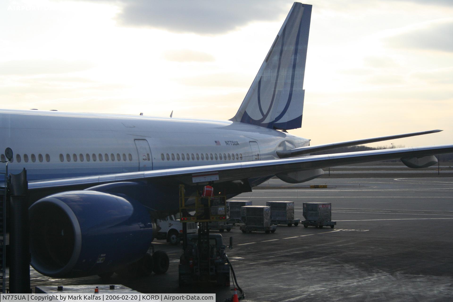 N775UA, 1995 Boeing 777-222 C/N 26947, United Airlines 777-222, N775UA KORD