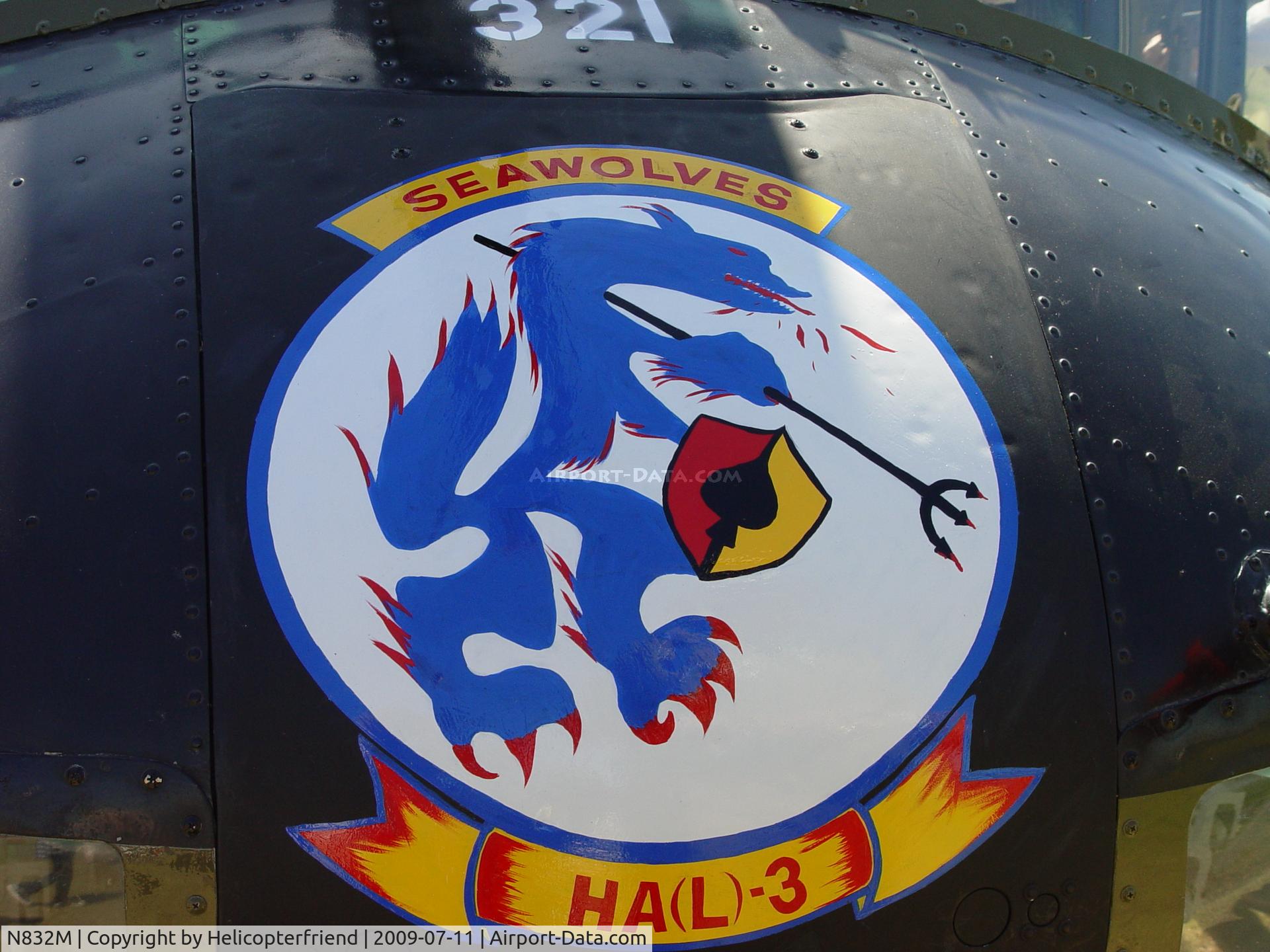 N832M, 1963 Bell UH-1B Iroquois C/N 604, Nose art