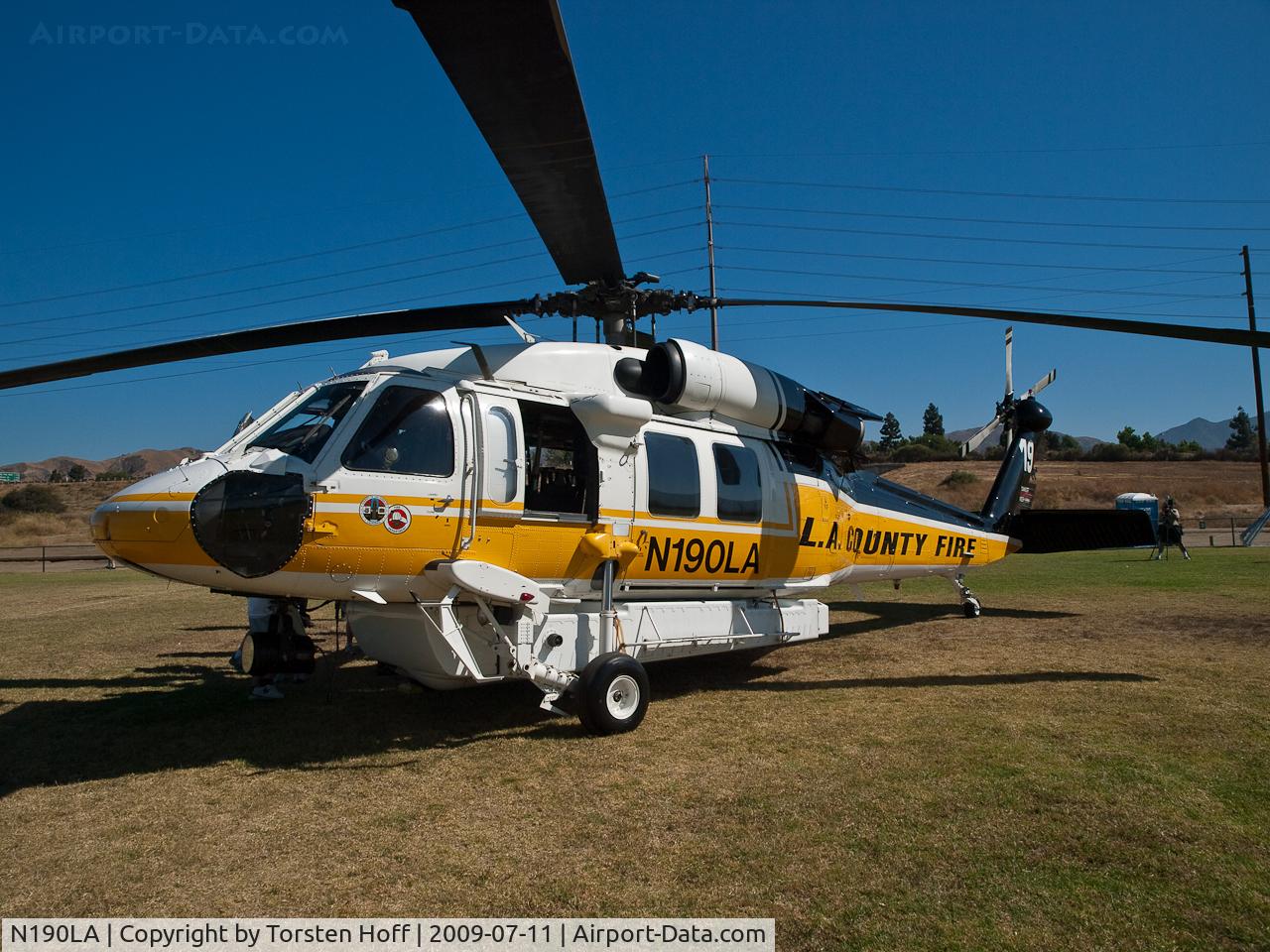 N190LA, Sikorsky S-70A Firehawk C/N 702479, LACF airship N190LA at the American Heroes Air Show in Lake View Terrace, California