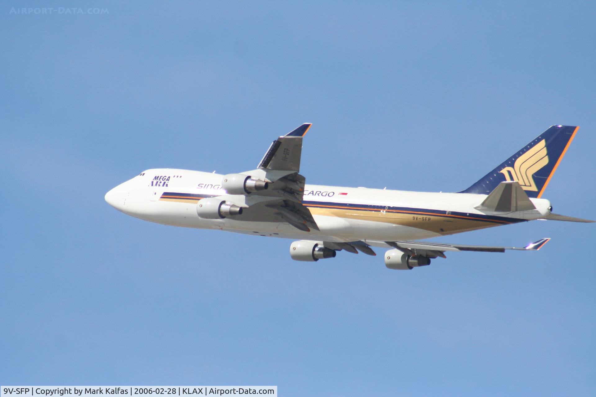 9V-SFP, 2005 Boeing 747-412F/SCD C/N 32902, Singapore Airlines Boeing 747-412F, 9V-SFP (MEGA ARK) Departing RWY 25L KLAX