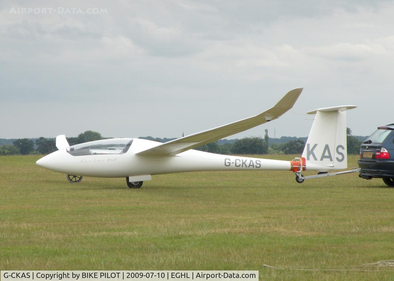 G-CKAS, 2002 Schempp-Hirth Ventus 2cT C/N 93, UNDER TOW PAST THE CLUB HOUSE