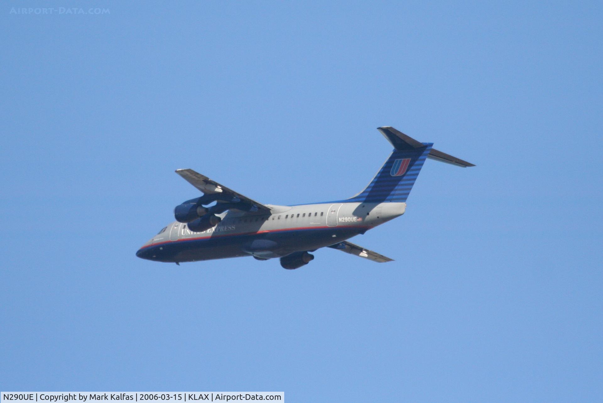 N290UE, British Aerospace BAe.146-200A C/N E2080, United Express (West Air) BAE 146 SERIES 200, KLAX 25R departure