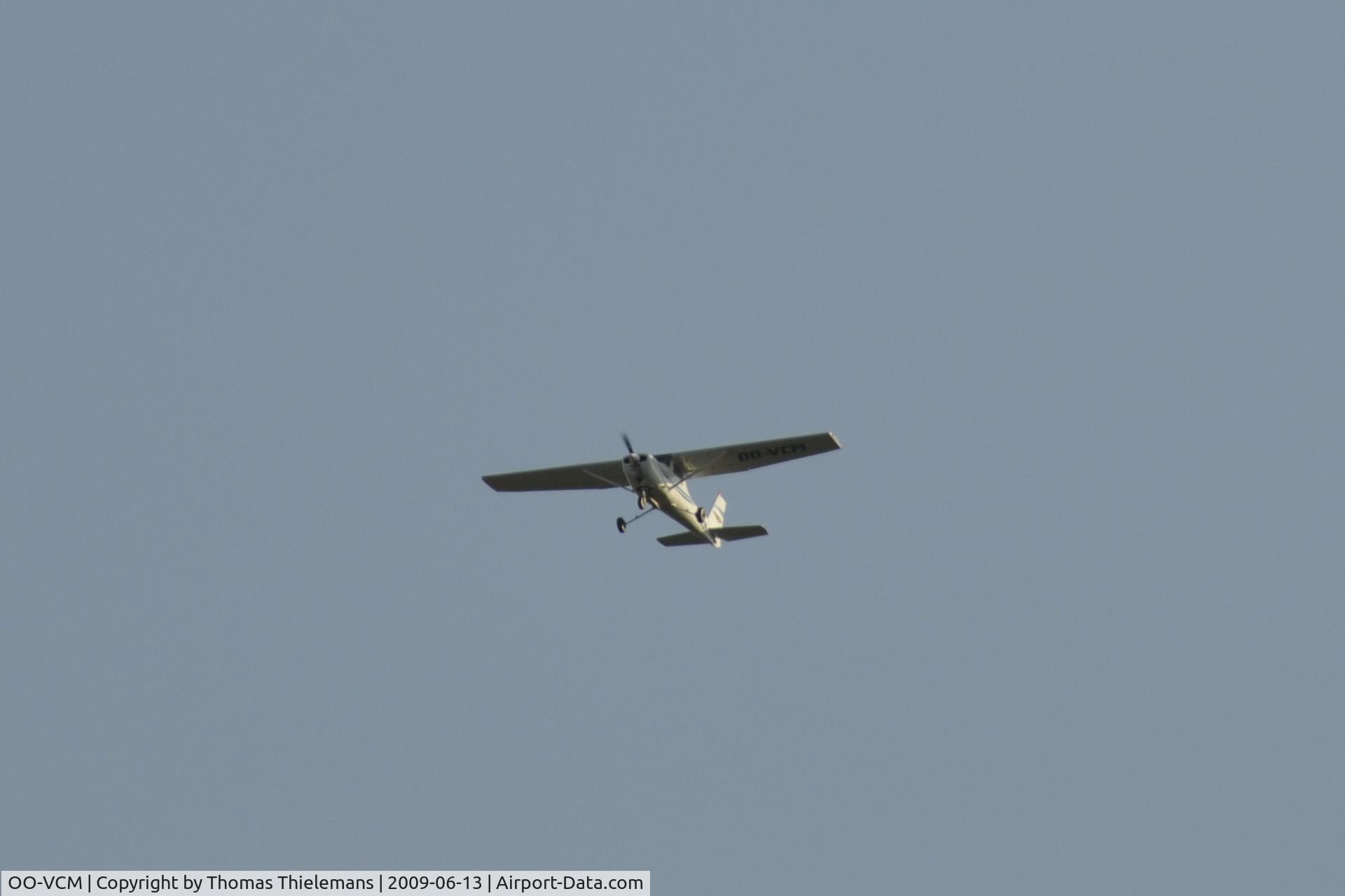 OO-VCM, Cessna 152 C/N 81215, in flight