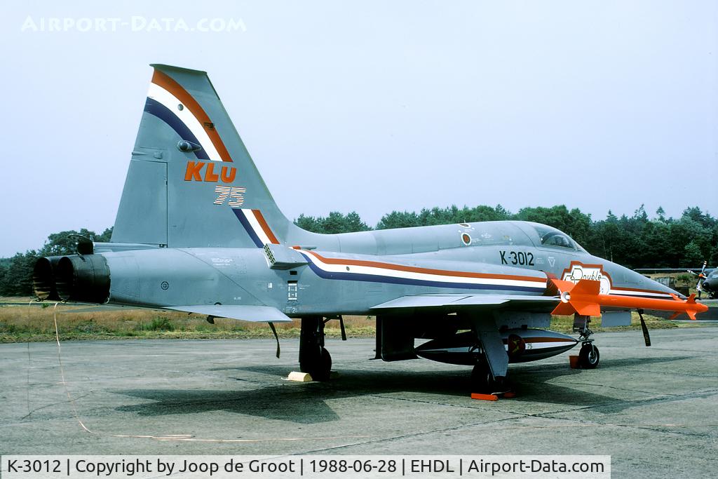 K-3012, 1970 Canadair NF-5A Freedom Fighter C/N 3012, One of the NF-5's of the Double Dutch display team.