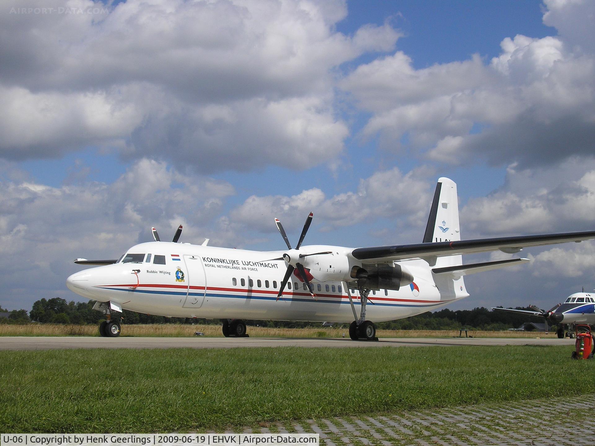 U-06, 1993 Fokker 50 C/N 20287, RNLAF open day , Volkel AFB