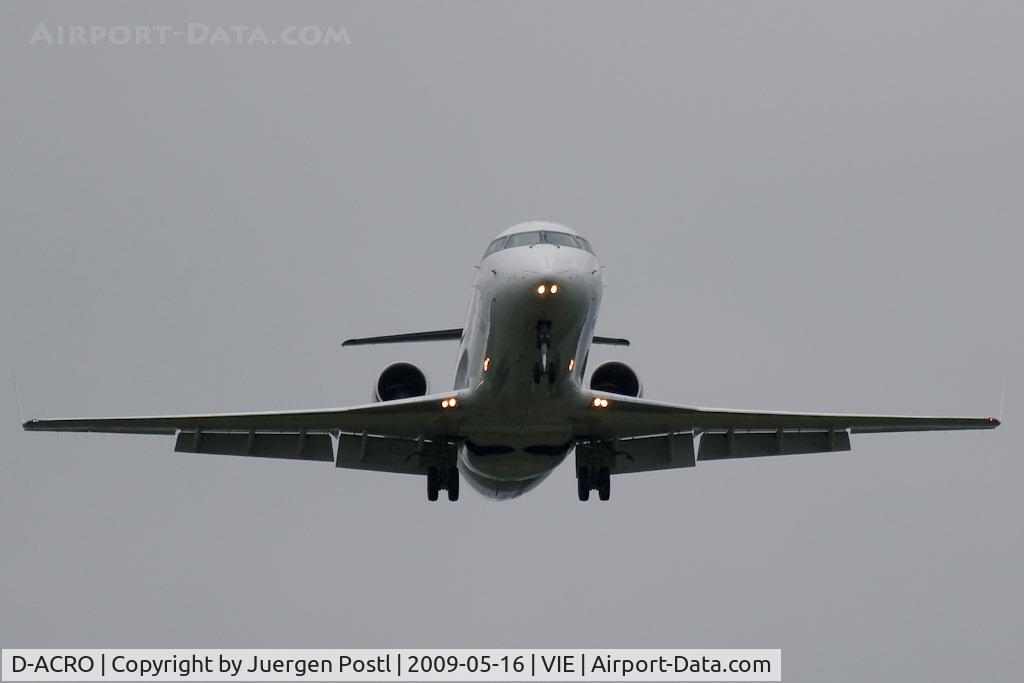 D-ACRO, 2001 Canadair CRJ-200LR (CL-600-2B19) C/N 7494, CRJ200