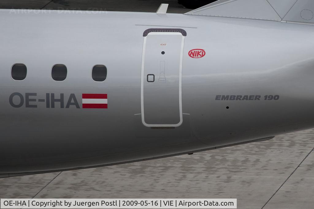 OE-IHA, 2009 Embraer 190LR (ERJ-190-100LR) C/N 19000285, Embraer ERJ-190-100LR