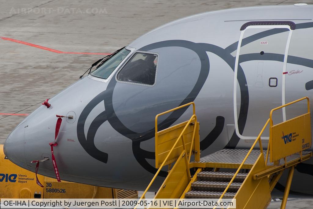 OE-IHA, 2009 Embraer 190LR (ERJ-190-100LR) C/N 19000285, Embraer ERJ-190-100LR