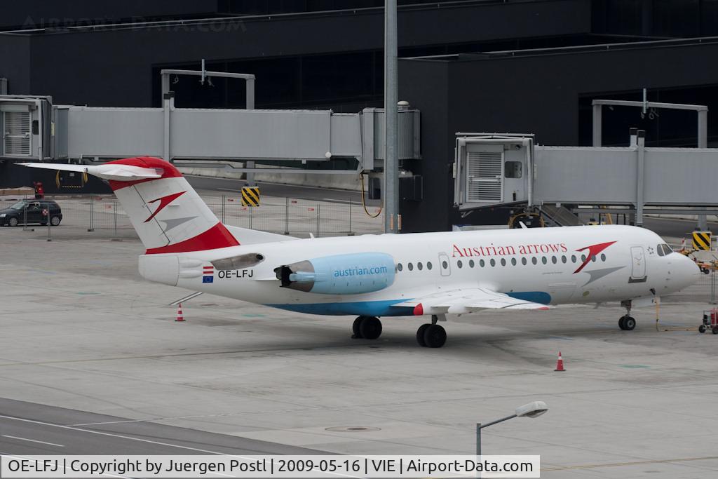 OE-LFJ, 1995 Fokker 70 (F-28-0070) C/N 11532, Fokker 70