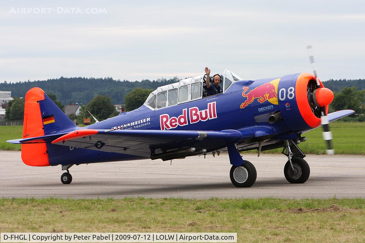 D-FHGL, 1953 North American SNJ-5 Texan Texan C/N 88-14713, Welser Flugtage