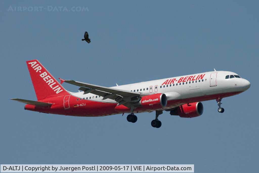 D-ALTJ, 2002 Airbus A320-214 C/N 1838, Airbus A320-214
