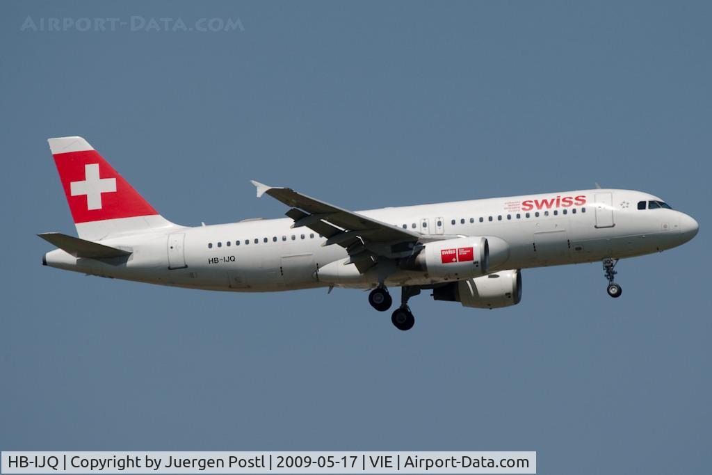 HB-IJQ, 1997 Airbus A320-214 C/N 701, Airbus A320-214