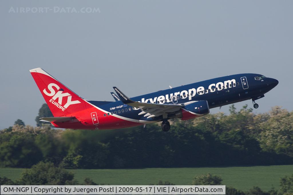 OM-NGP, 2007 Boeing 737-7GL C/N 34760, Boeing 737-7GL