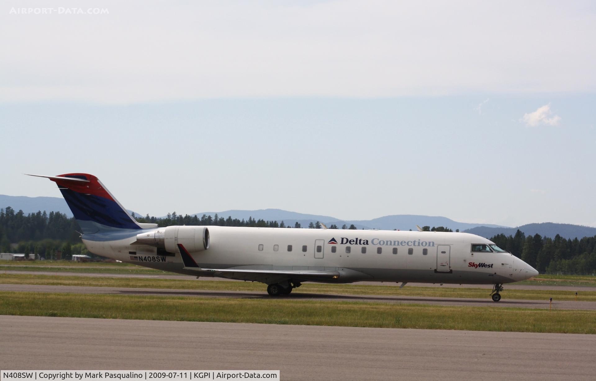 N408SW, 1994 Canadair CRJ-100LR (CL-600-2B19) C/N 7055, CL-600-2B19