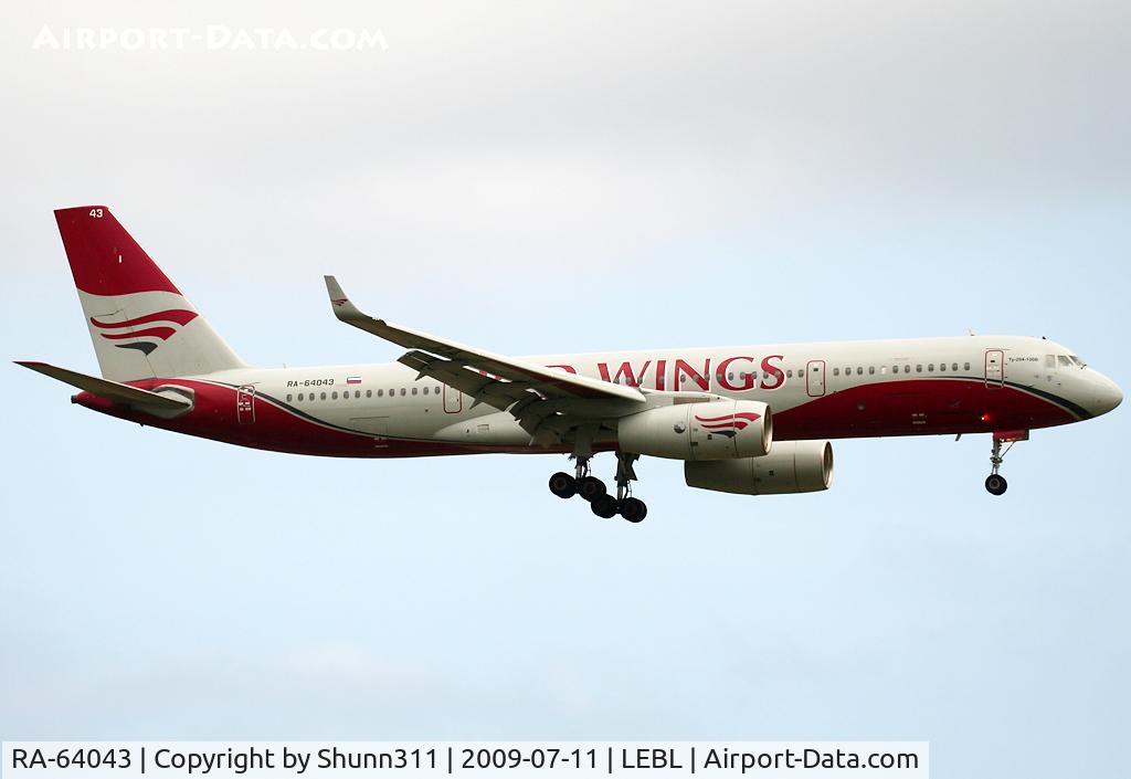 RA-64043, 2008 Tupolev Tu-204-100S C/N 64043, Landing rwy 25R