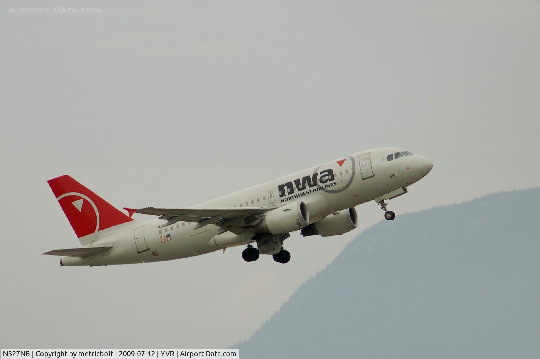 N327NB, 2001 Airbus A319-114 C/N 1501, takeoff