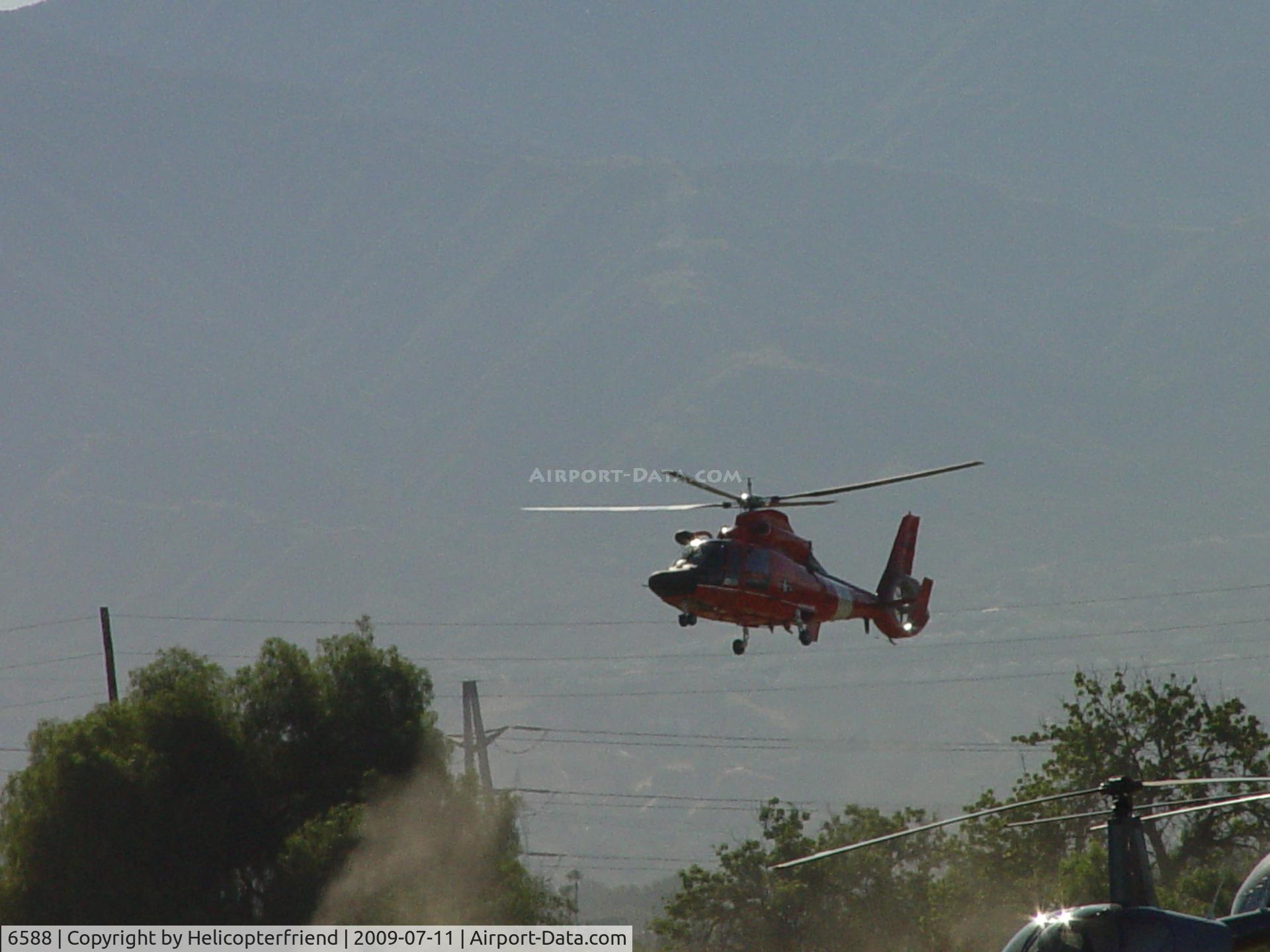 6588, Aérospatiale HH-65C Dauphin C/N 6288, USCG Aerospatiale HH-65C (SA-366G-1) inbound