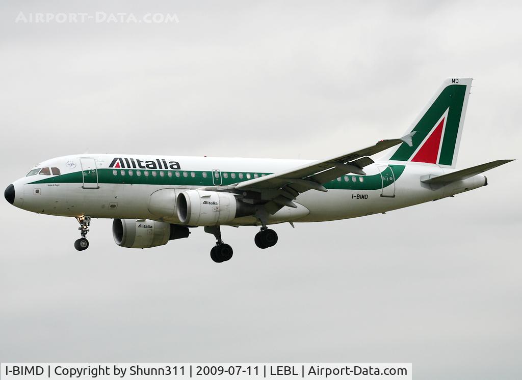 I-BIMD, 2003 Airbus A319-112 C/N 2074, Landing rwy 25R