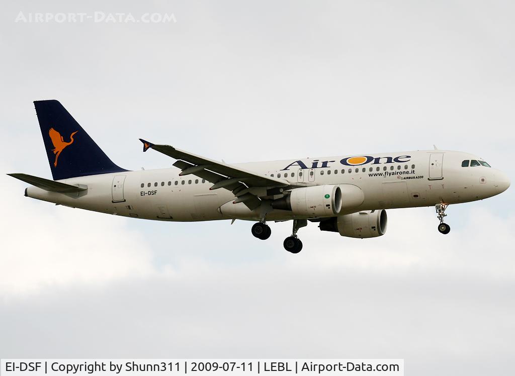 EI-DSF, 2007 Airbus A320-216 C/N 3080, Landing rwy 25R