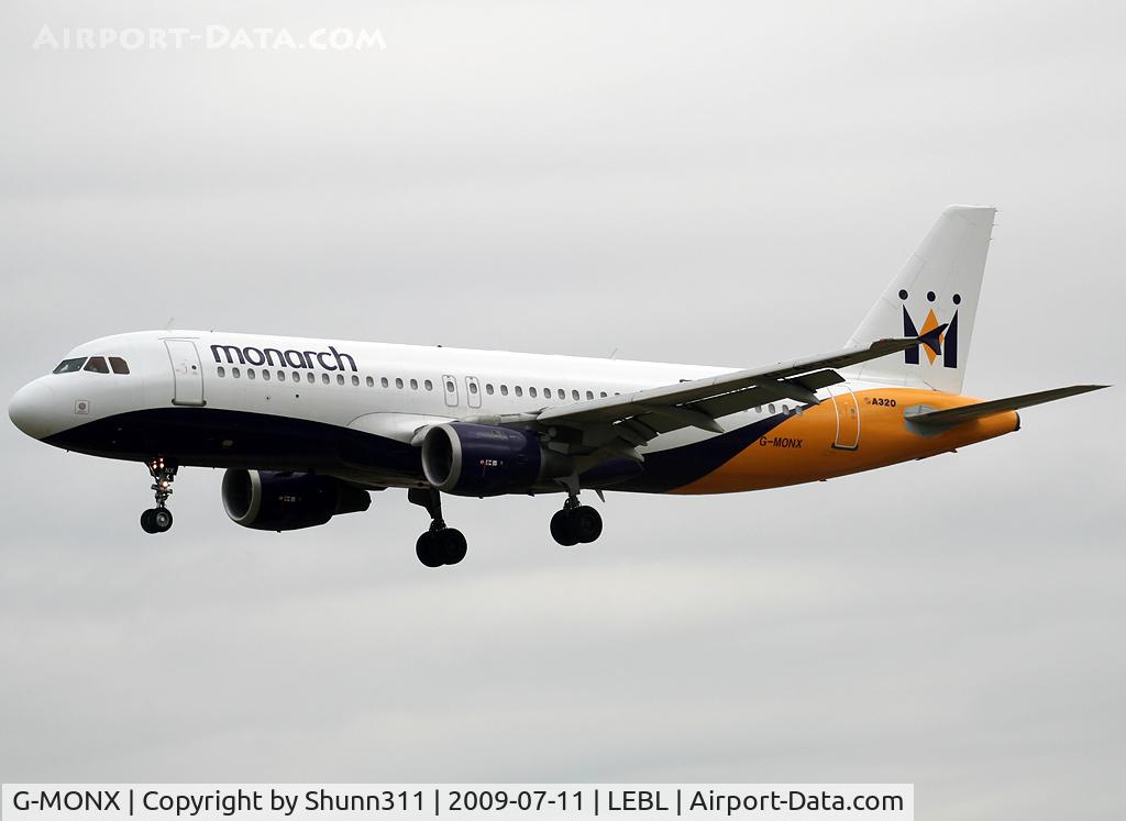 G-MONX, 1992 Airbus A320-212 C/N 392, Landing rwy 25R