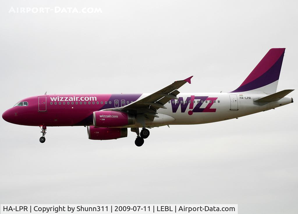 HA-LPR, 2008 Airbus A320-232 C/N 3430, Landing rwy 25R