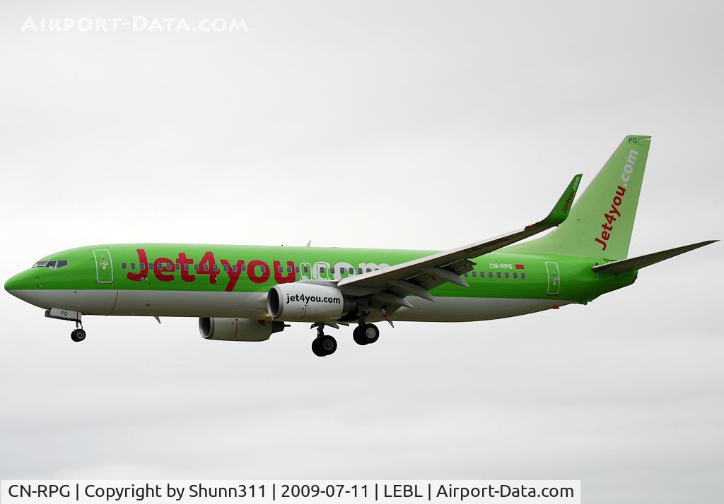 CN-RPG, 2007 Boeing 737-8K5 C/N 34692, Landing rwy 25R