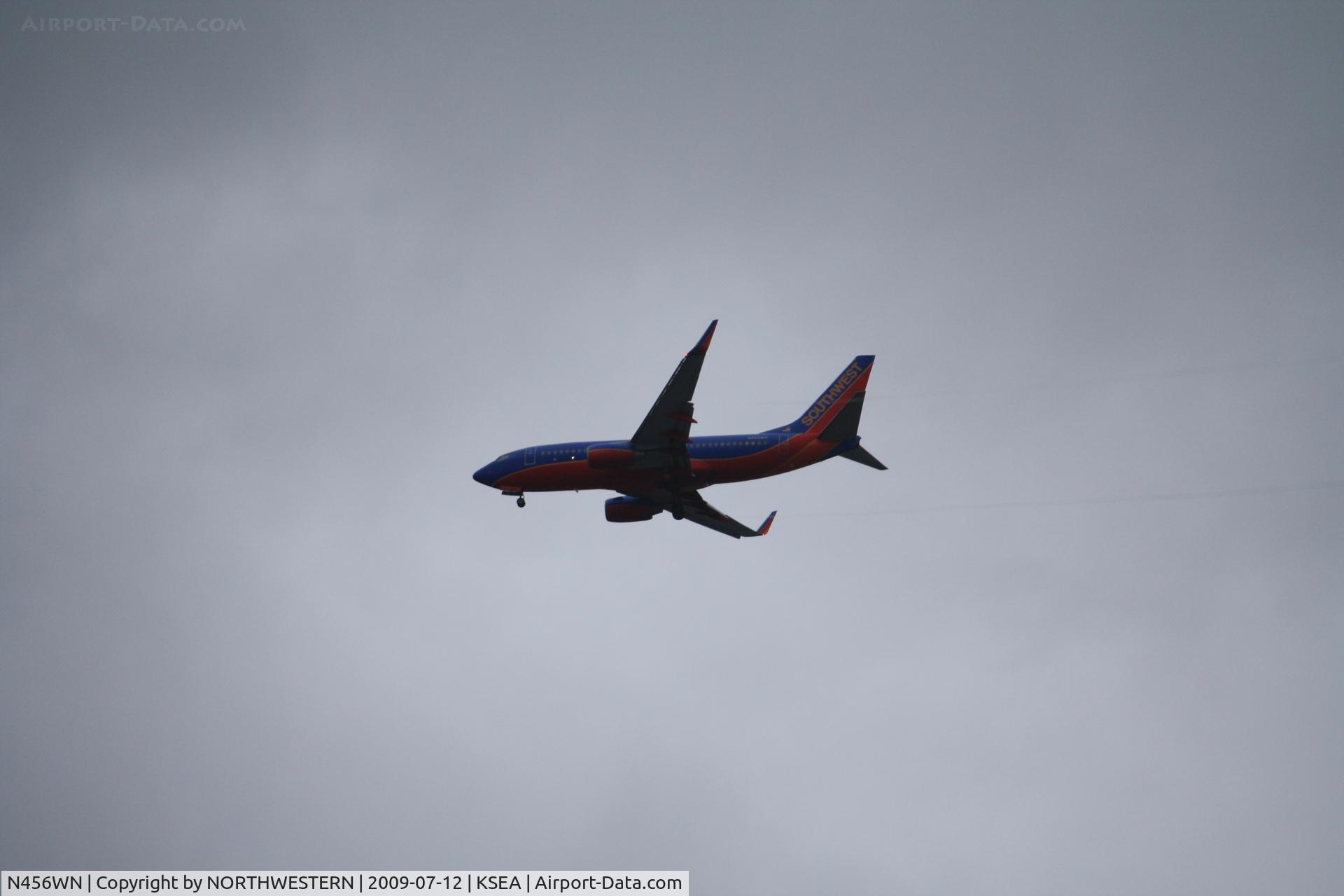 N456WN, 2004 Boeing 737-7H4 C/N 32463, LOS ANGELES-SEATTLE