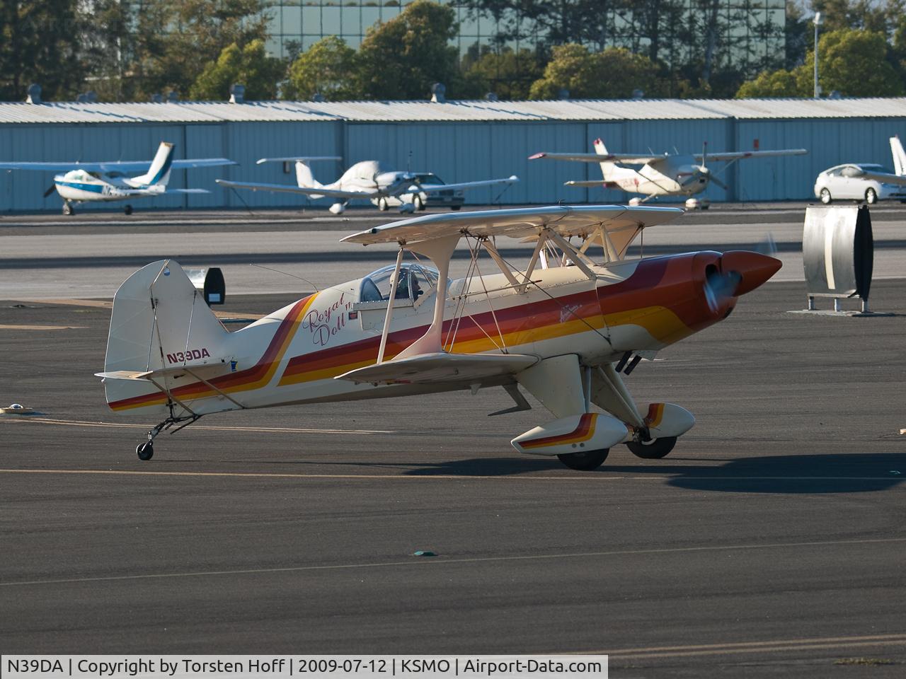 N39DA, 1978 Stolp SA-750 Acroduster Too C/N 1978DA, N39DA just after exiting RWY 21