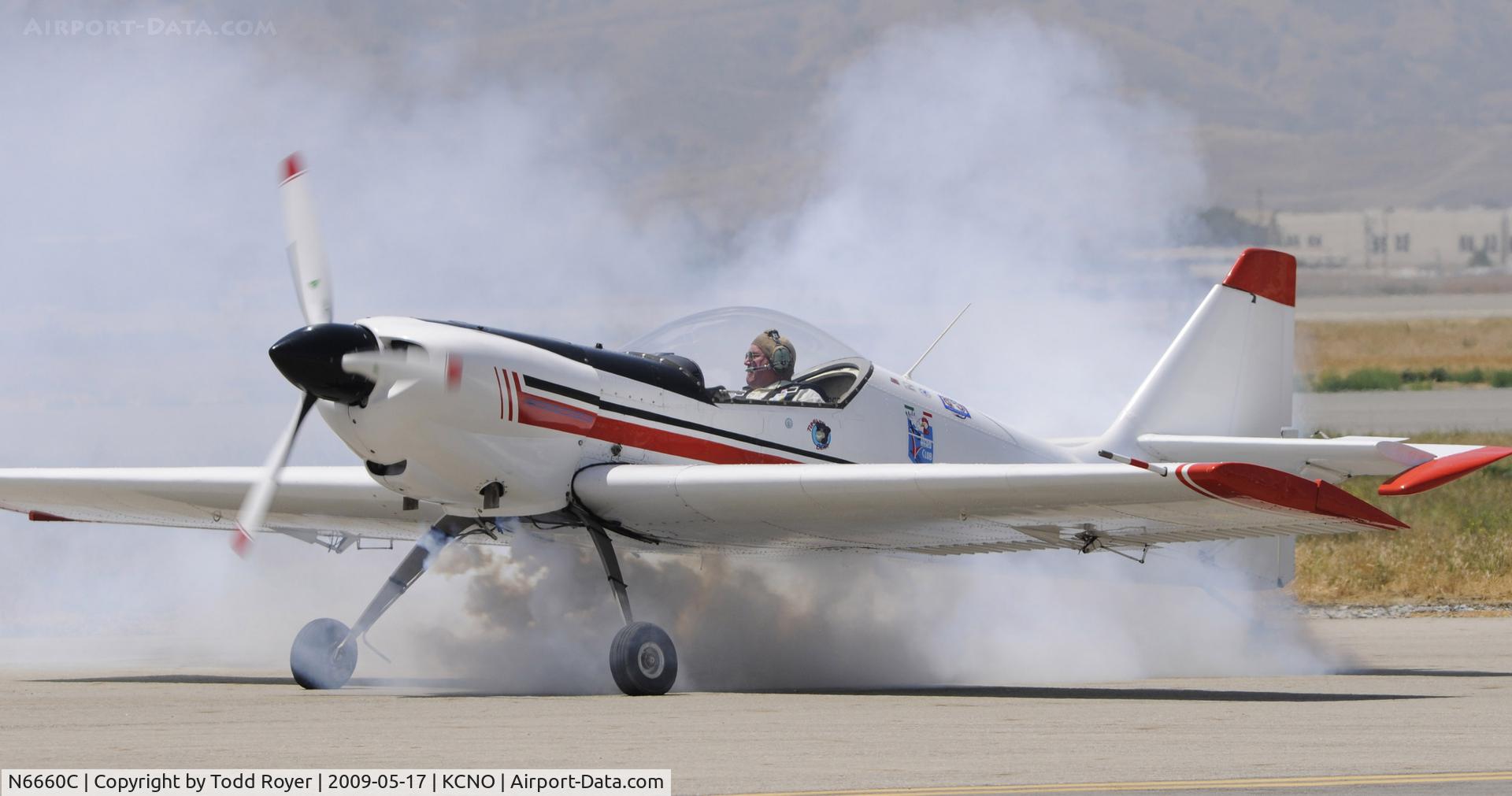 N6660C, 1976 Zlin Z-50LS C/N 0005, Chino Airshow 2009