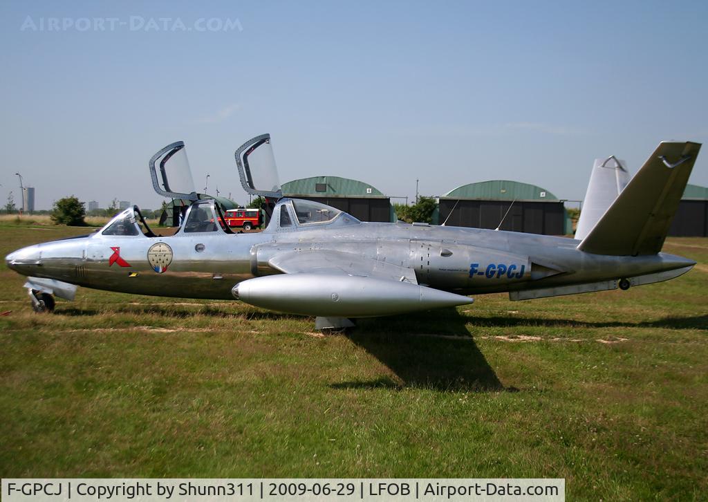 F-GPCJ, 1962 Fouga CM-170R Magister C/N 369, Left side