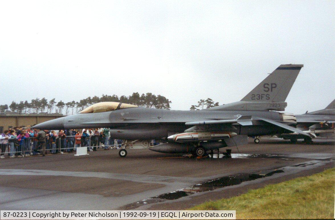 87-0223, 1987 General Dynamics F-16C Fighting Falcon C/N 5C-484, F-16C Falcon of 23rd Fighter Squadron/52nd Fighter Wing at the 1992 Leuchars Airshow.