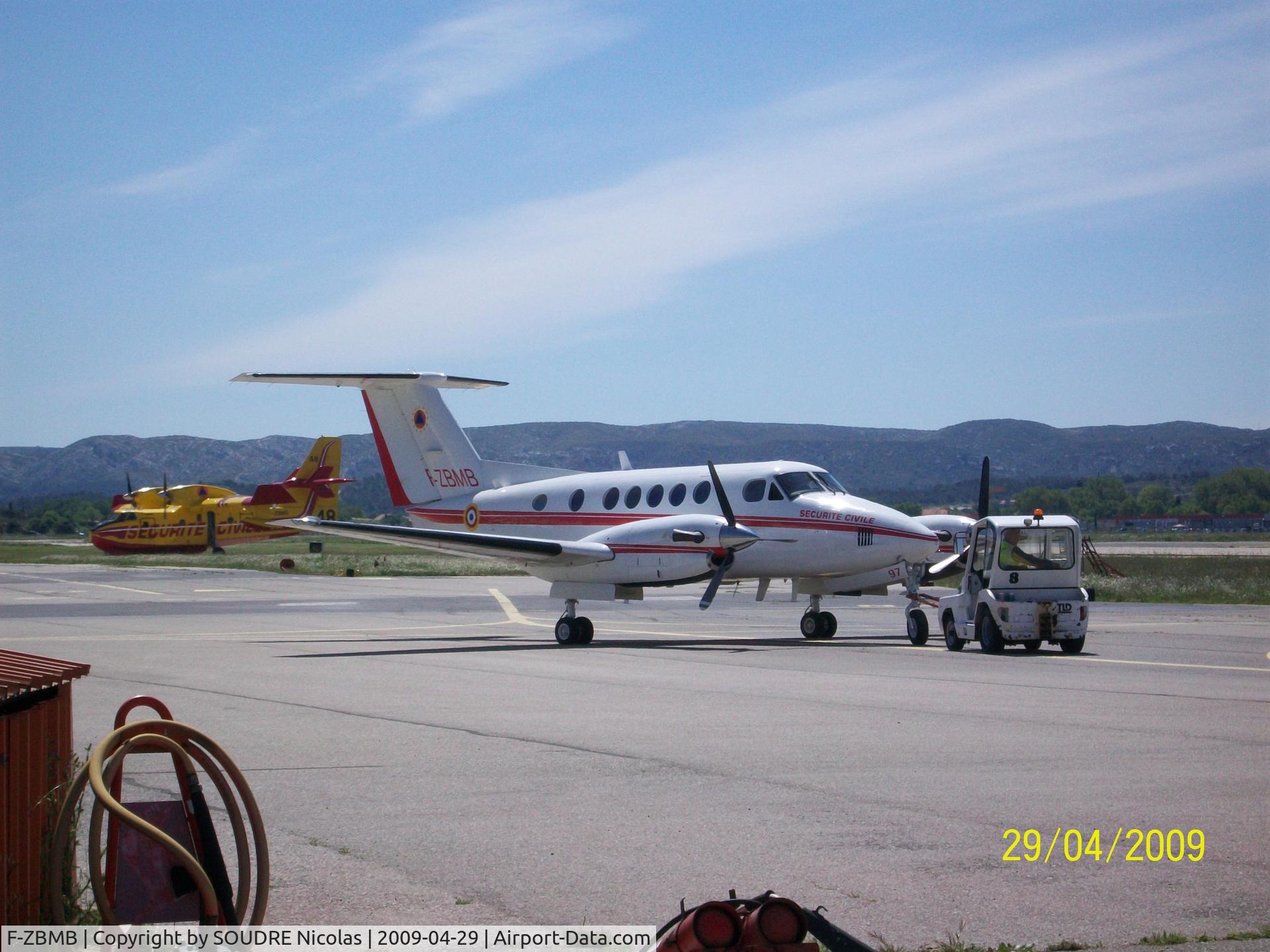 F-ZBMB, 1990 Beech 200 Super King Air C/N BB-1379, Marseille 2009
