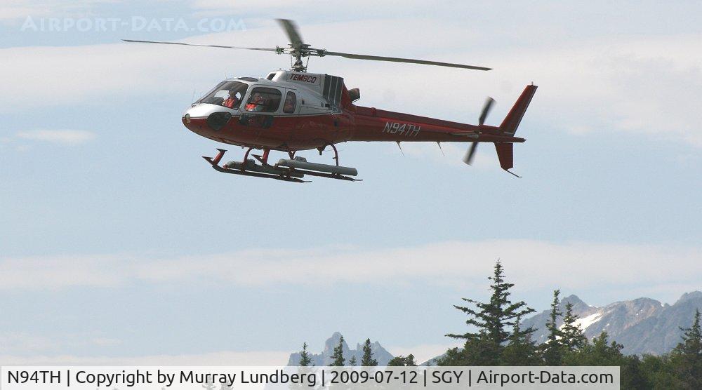 N94TH, 1991 Eurocopter AS-350B-2 Ecureuil Ecureuil C/N 2548, Taking off for a glacier excursion at Skagway, Alaska.