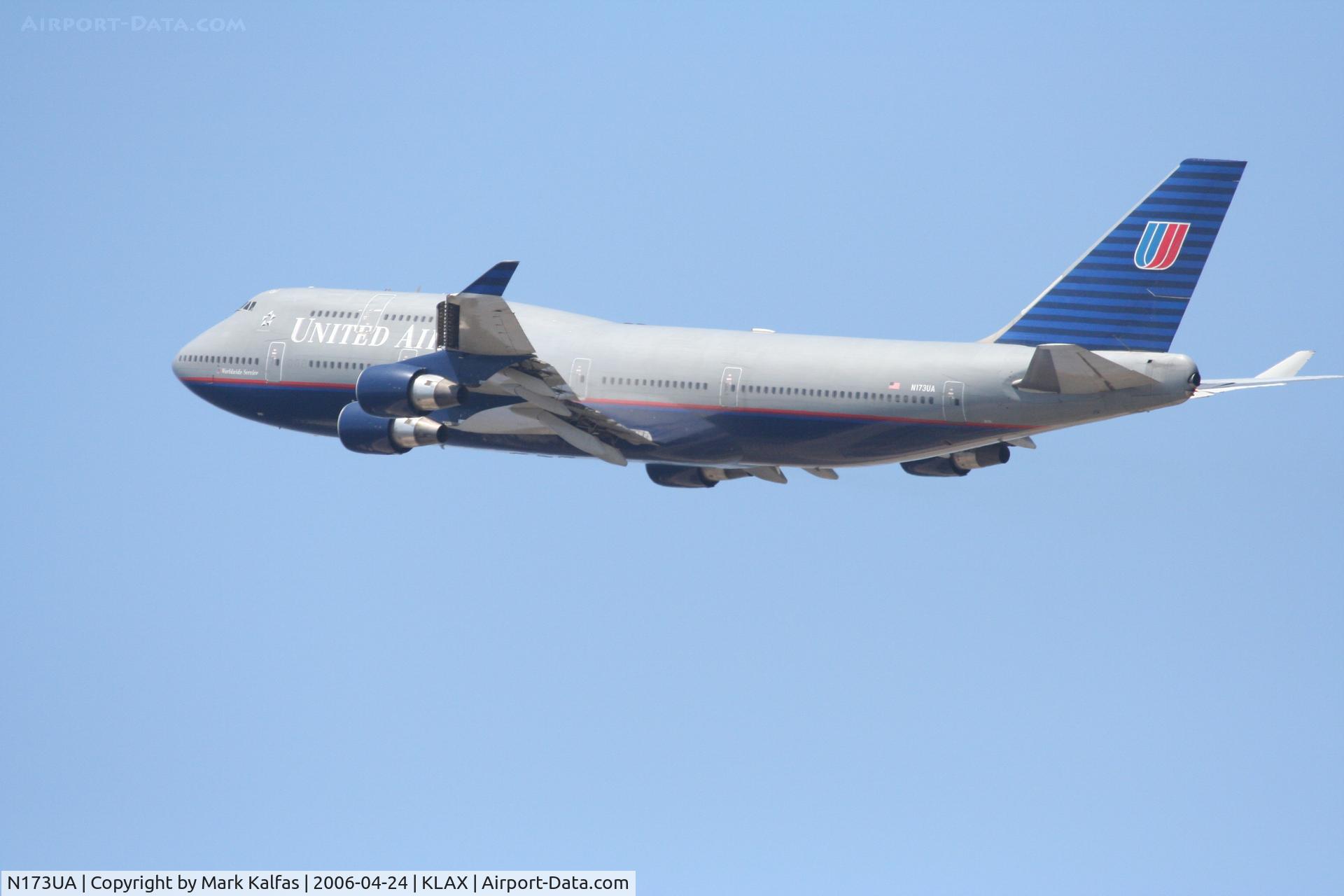N173UA, 1989 Boeing 747-422 C/N 24380, United Airlines Boeing 747-422, N173UA departs KLAX RWY 25R FOR RJAA