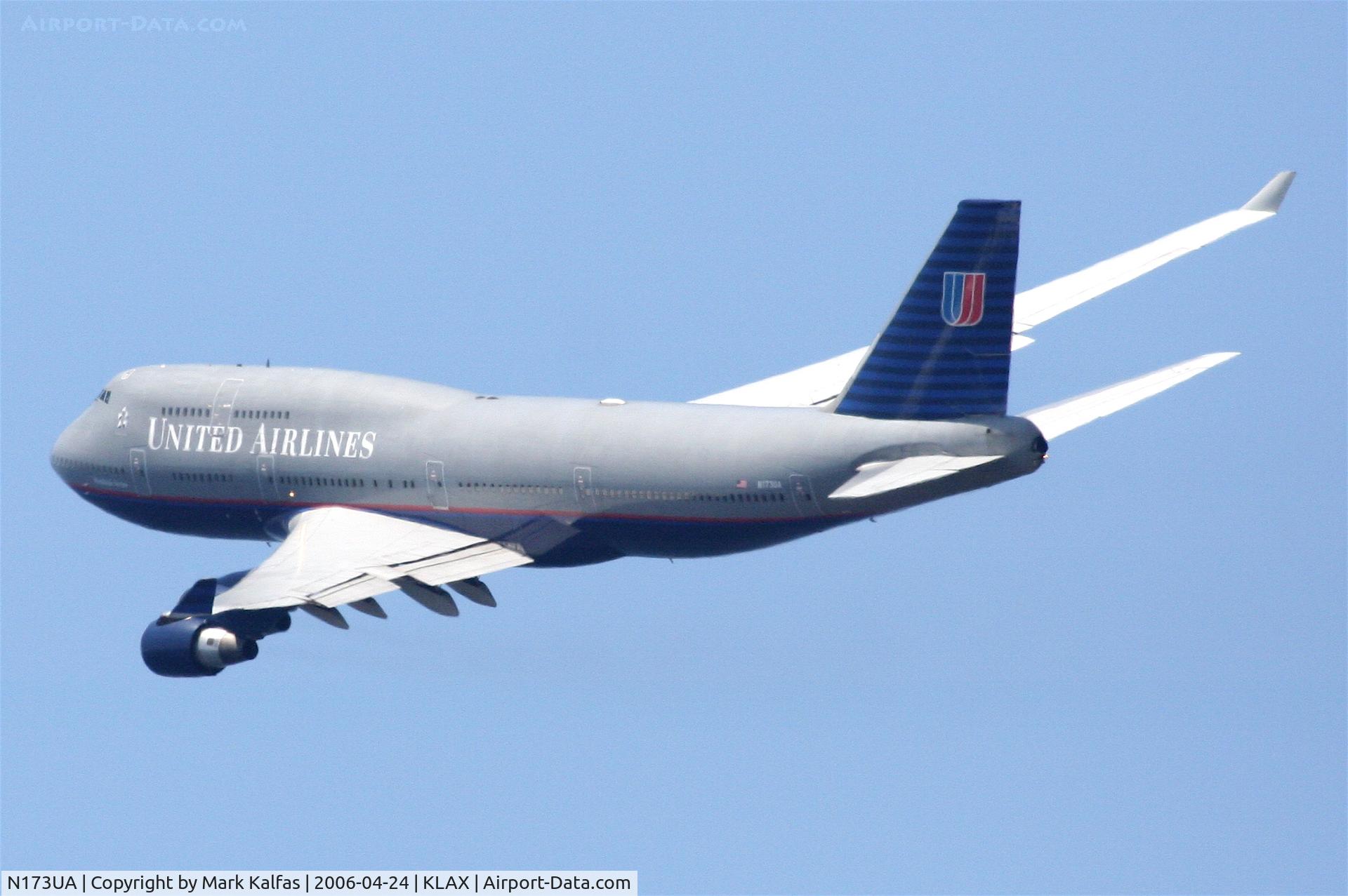 N173UA, 1989 Boeing 747-422 C/N 24380, United Airlines Boeing 747-422, N173UA departs KLAX RWY 25R FOR RJAA