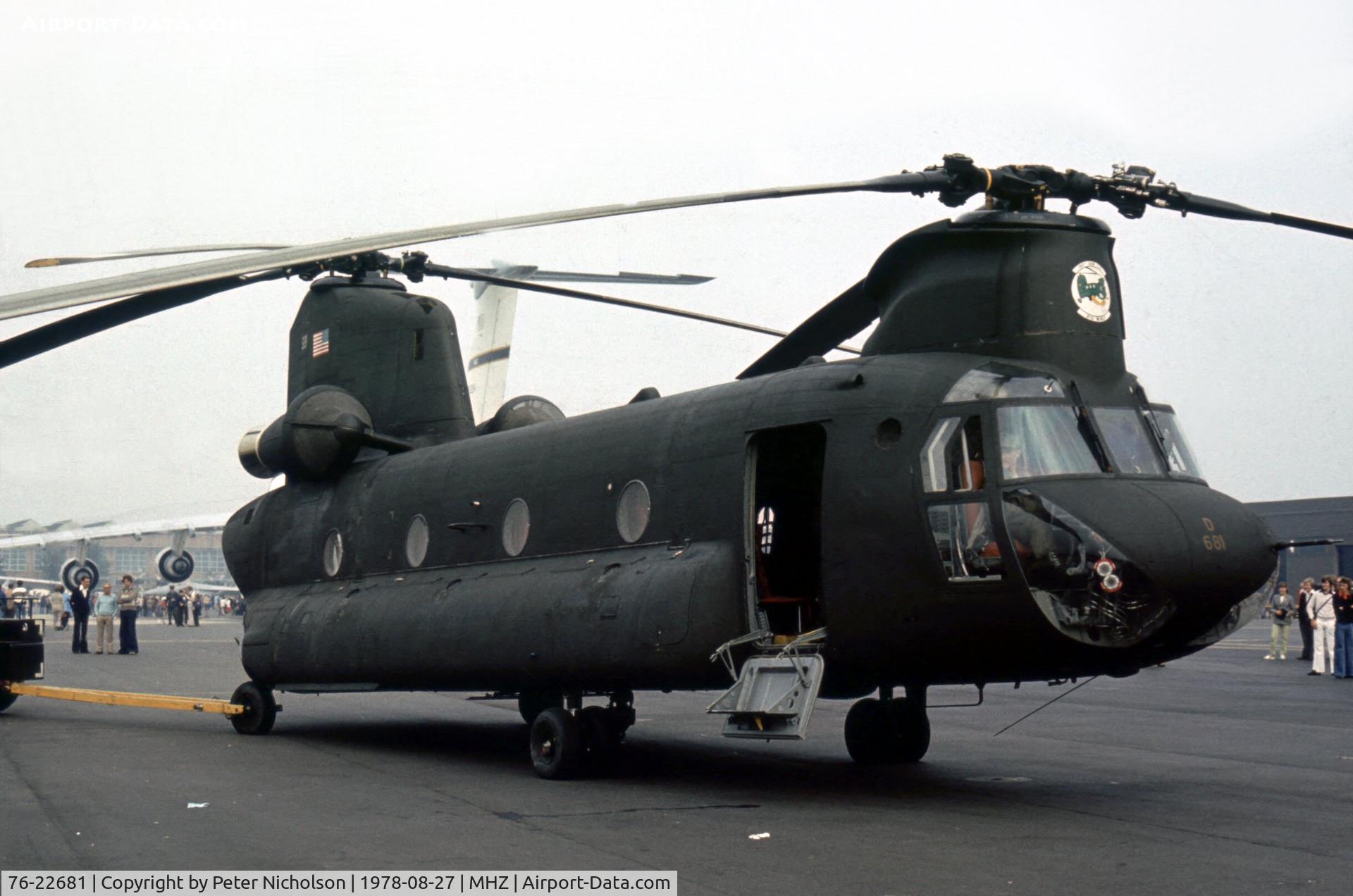 76-22681, 1976 Boeing Vertol CH-47C Chinook C/N B.722, CH-47C Chinook of the US Army's 180th Aviation Company on display at the 1978 Mildenhall Air Fete.