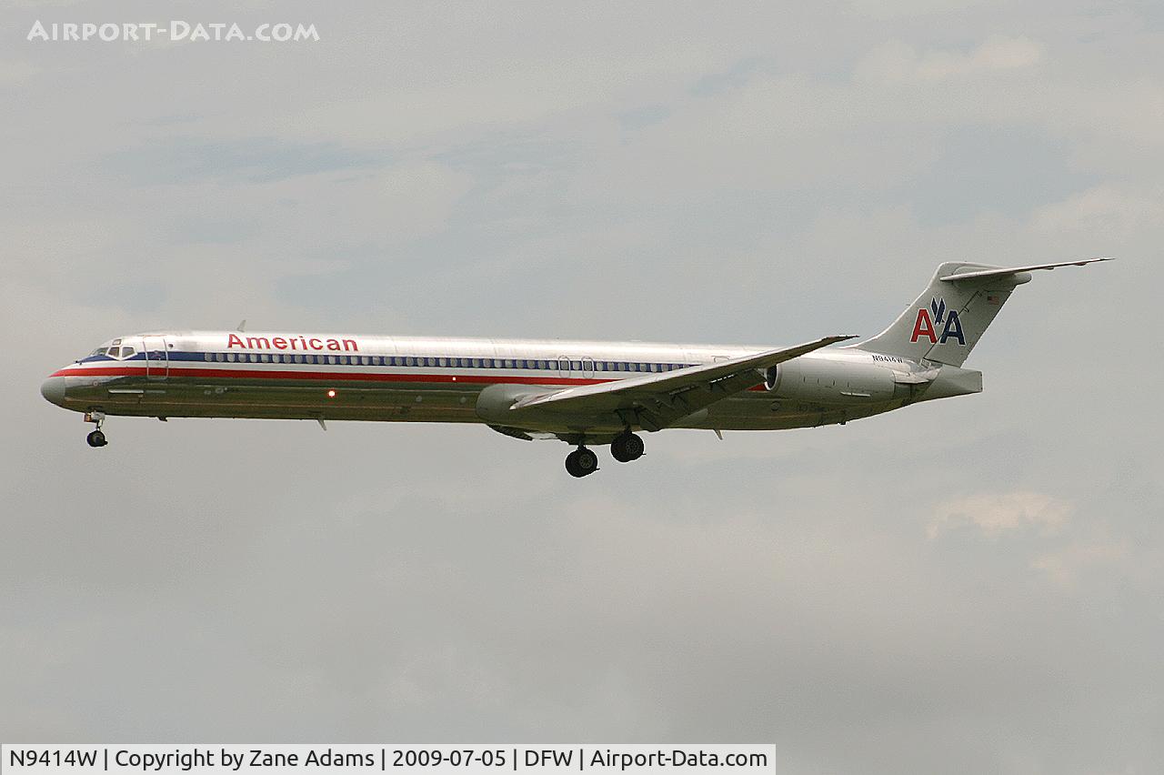 N9414W, 1995 McDonnell Douglas MD-83 (DC-9-83) C/N 53189, American Airlines at DFW