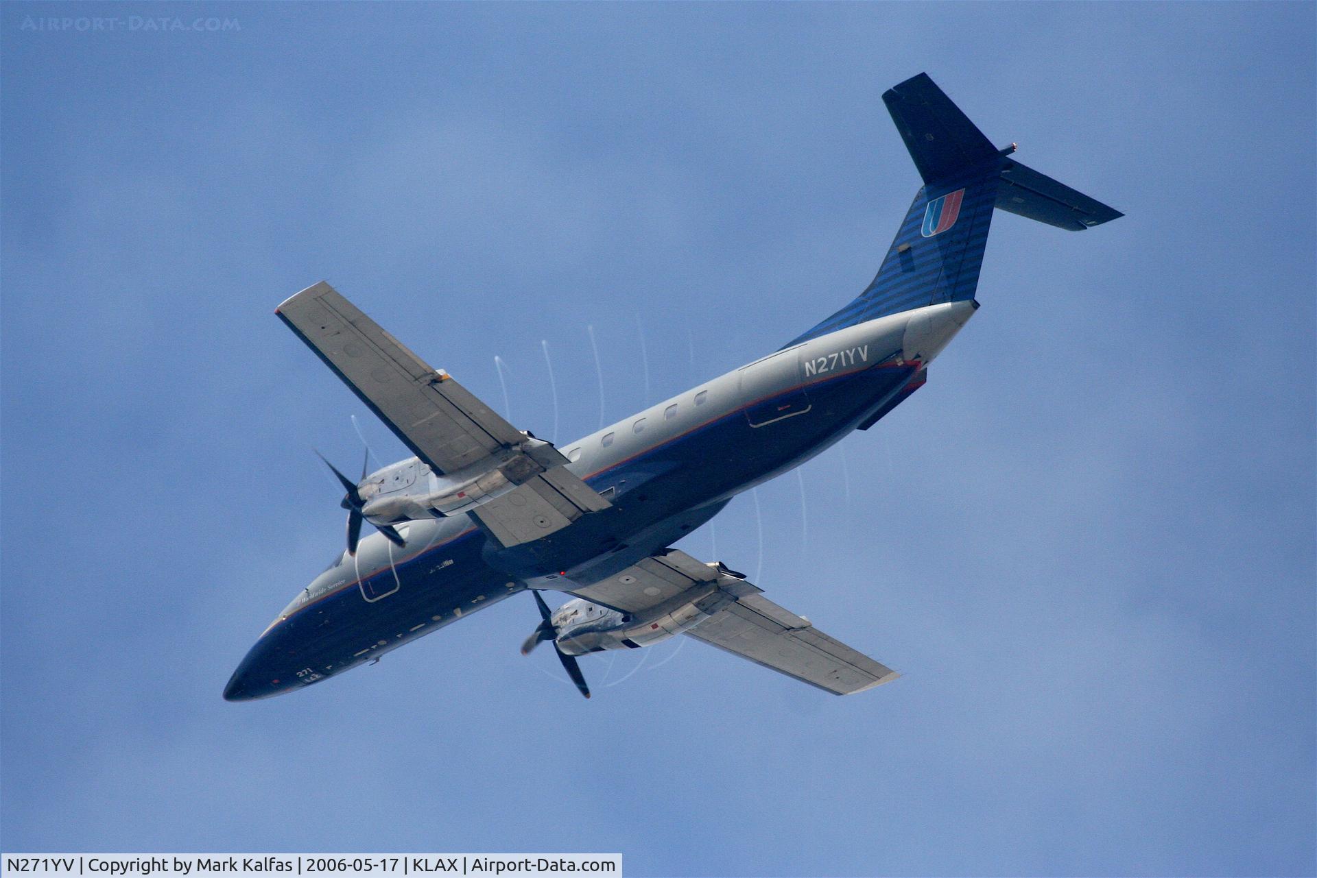 N271YV, 1993 Embraer EMB-120ER Brasilia C/N 120271, United Express, (Skywest) EMB-120ER, N271YV departing 25R KLAX