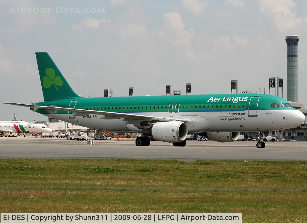 EI-DES, 2005 Airbus A320-214 C/N 2635, Taxiing to his gate...
