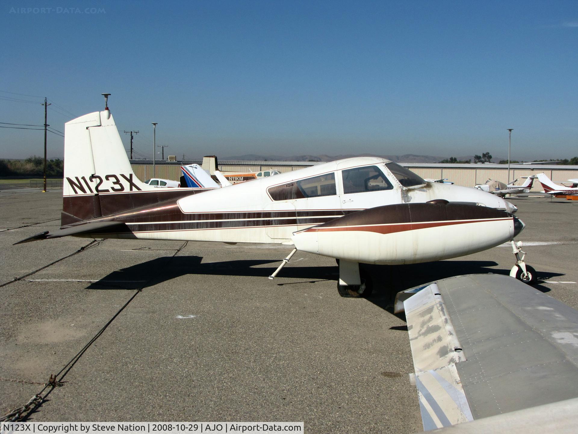 N123X, 1959 Cessna 310C C/N 35825, 1959 Cessna 310C san props @ 