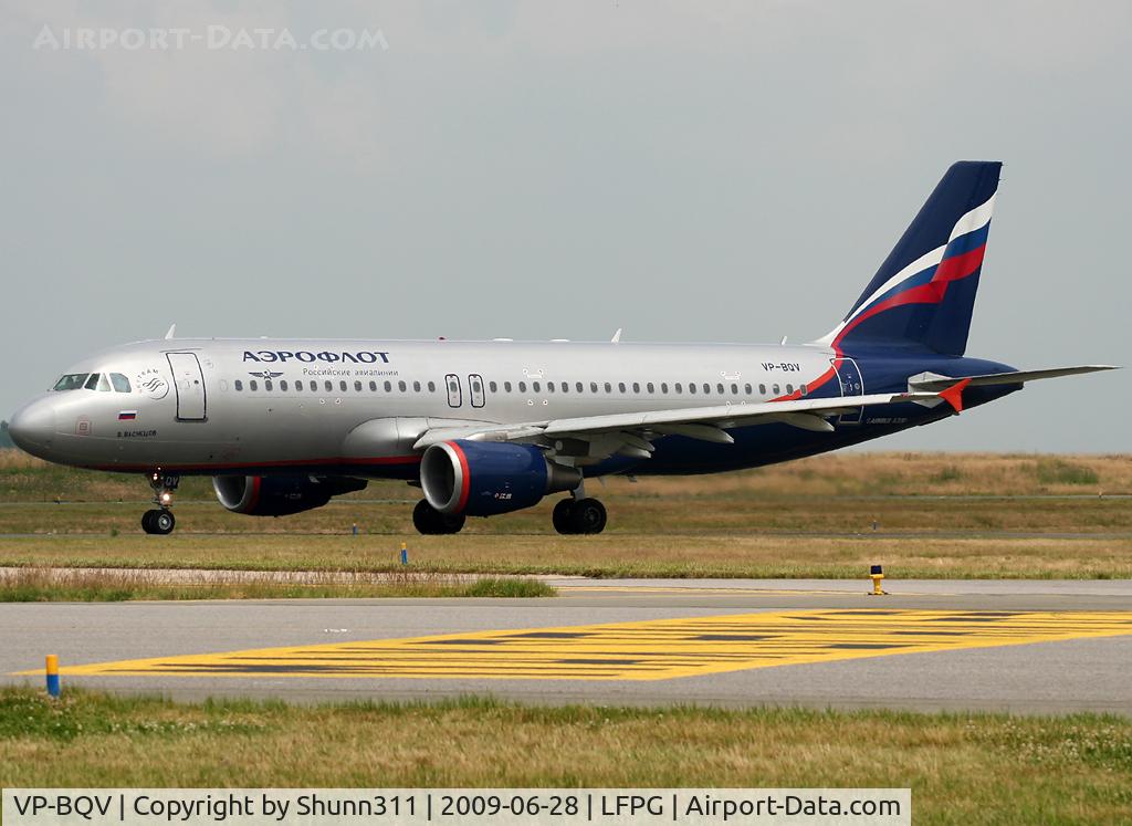 VP-BQV, 2006 Airbus A320-214 C/N 2920, Taxiing for departure...