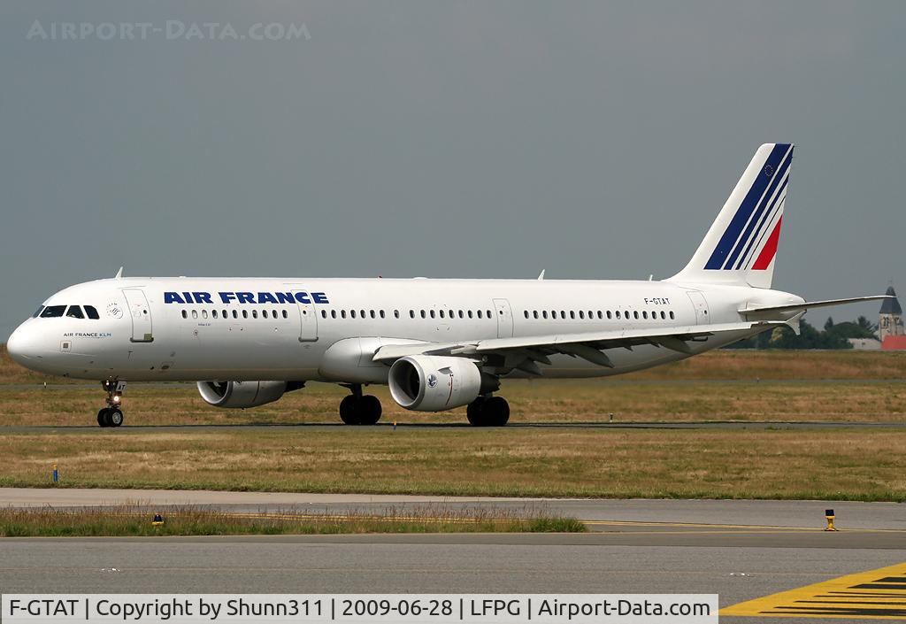 F-GTAT, 2008 Airbus A321-211 C/N 3441, Taxiing for departure...