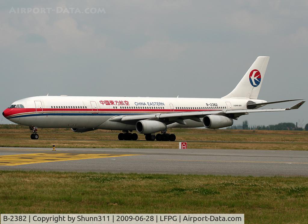 B-2382, 1996 Airbus A340-313 C/N 141, Taxiing for departure...