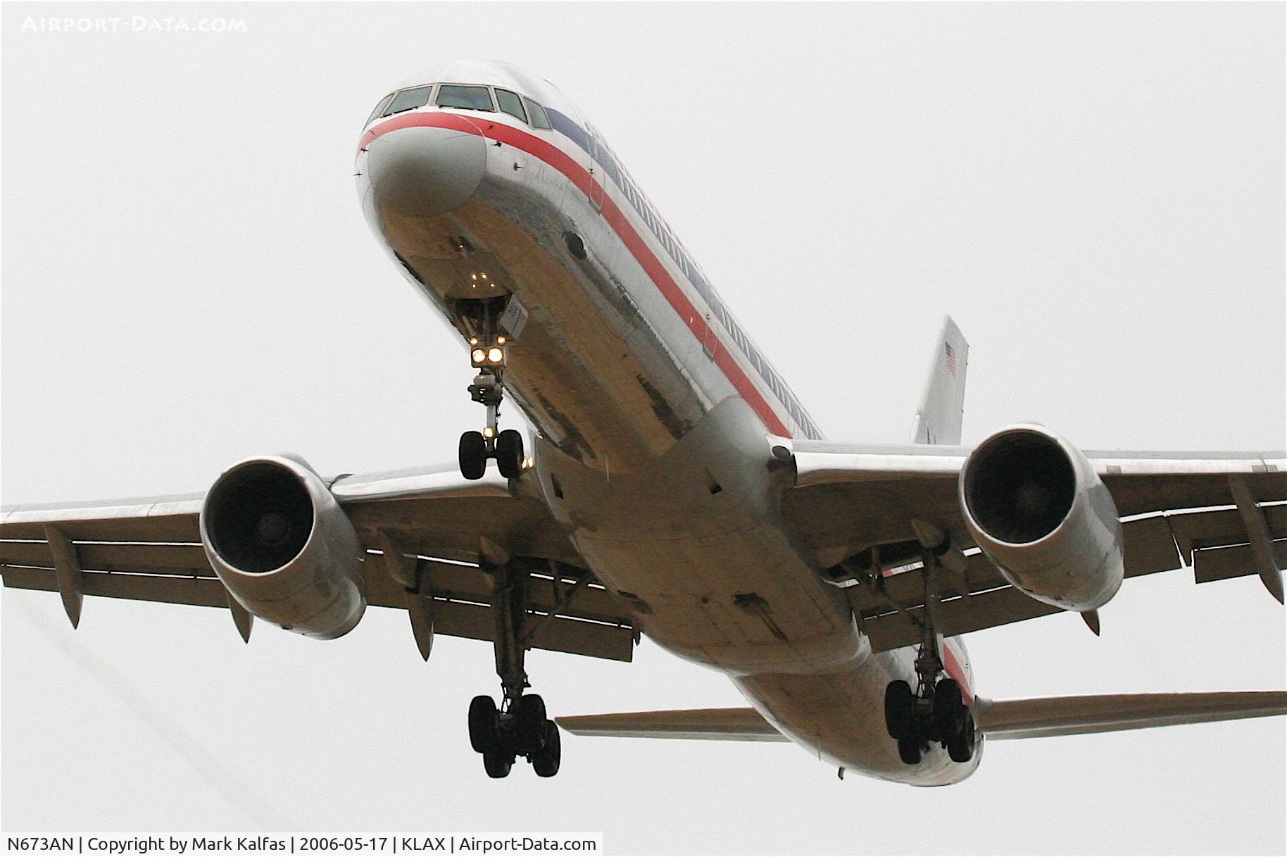 N673AN, 1998 Boeing 757-223 C/N 29423, American Airlines 757-223, N673AN, short final 25L KLAX