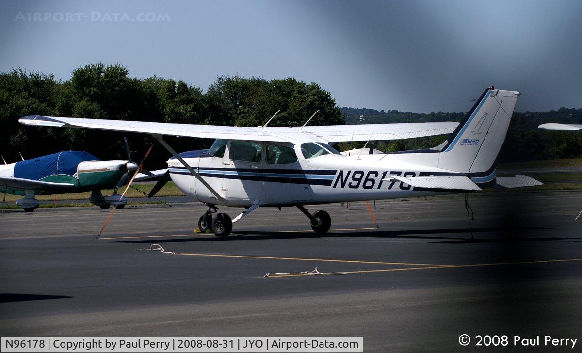 N96178, 1983 Cessna 172P C/N 17276033, Back in seclusion