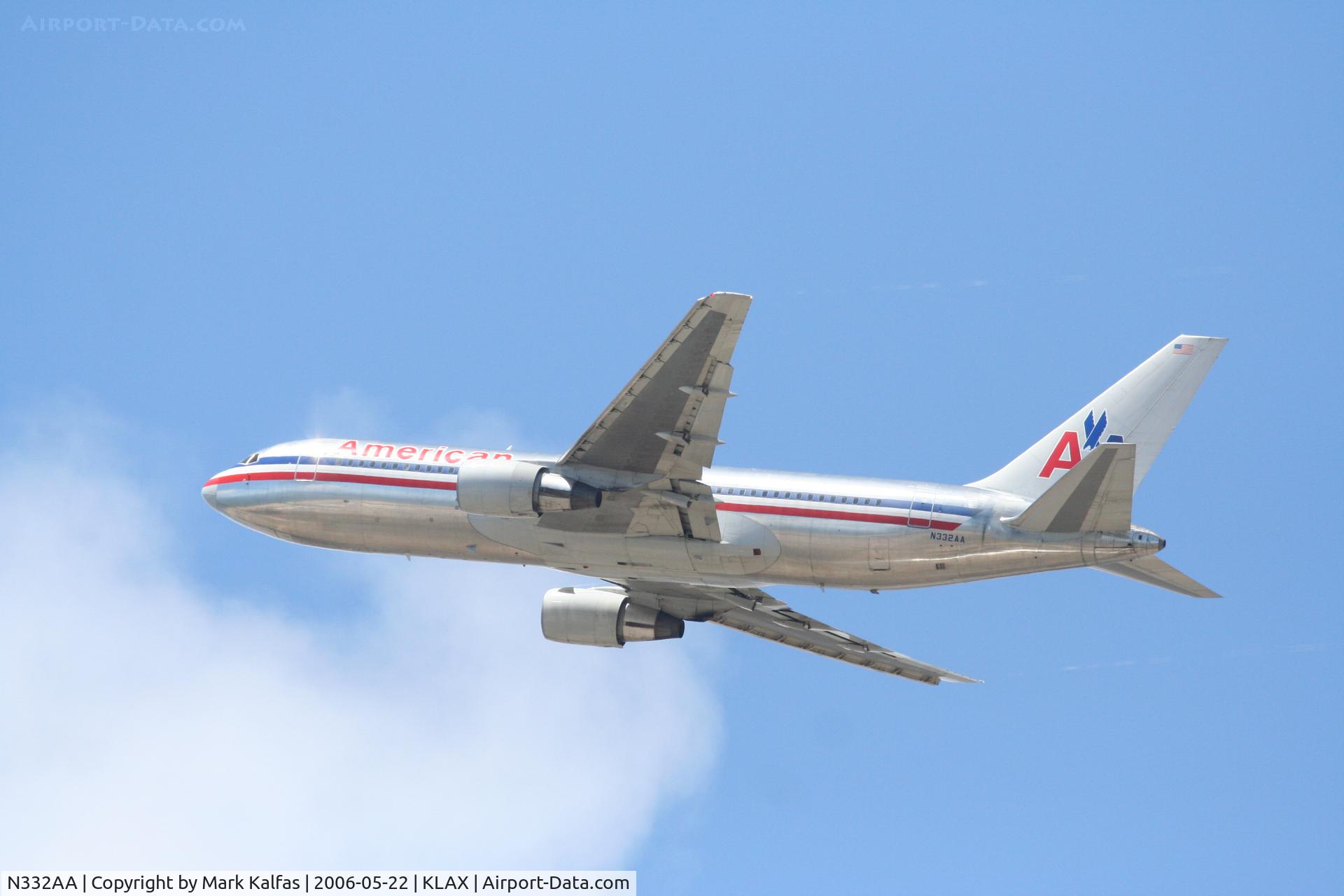 N332AA, 1987 Boeing 767-223 C/N 22331, american Airlines Boeing 767-223, N332AA, 25R departure.